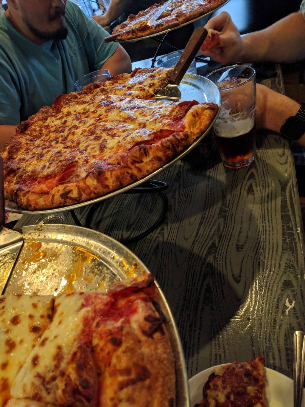 Shortys Pizza & GROWL | restaurant | 9721 Sawmill Rd, Powell, OH 43065, USA | 6145537051 OR +1 614-553-7051