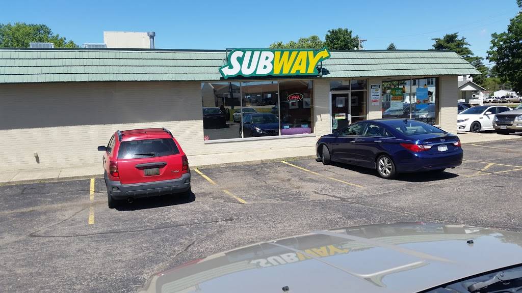Subway | restaurant | 1211 N Court St, Circleville, OH 43113, USA | 7404974687 OR +1 740-497-4687