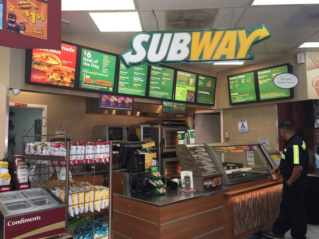 Subway Restaurants | restaurant | 2505 E Highland Ave, Highland, CA 92346, USA | 9094255283 OR +1 909-425-5283
