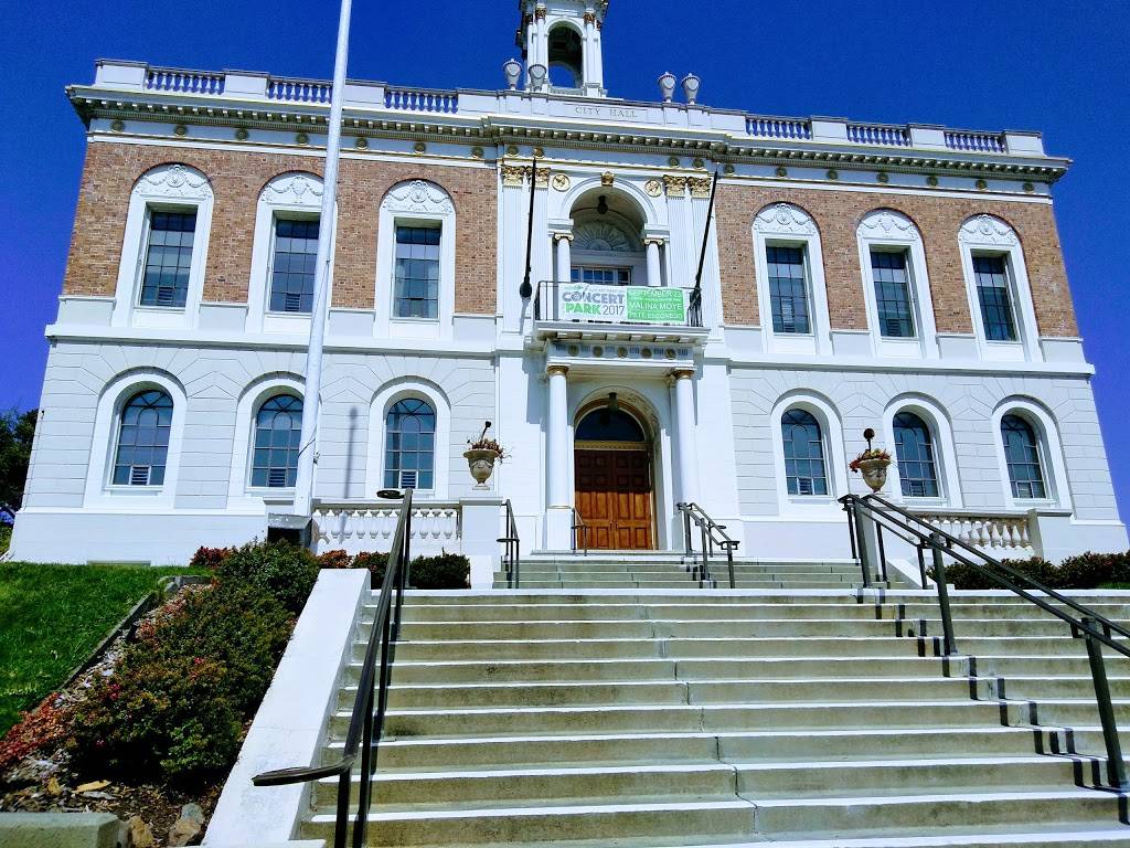 La Tapatia Mexicatessen | restaurant | 411 Grand Ave, South San Francisco, CA 94080, USA | 6505895881 OR +1 650-589-5881