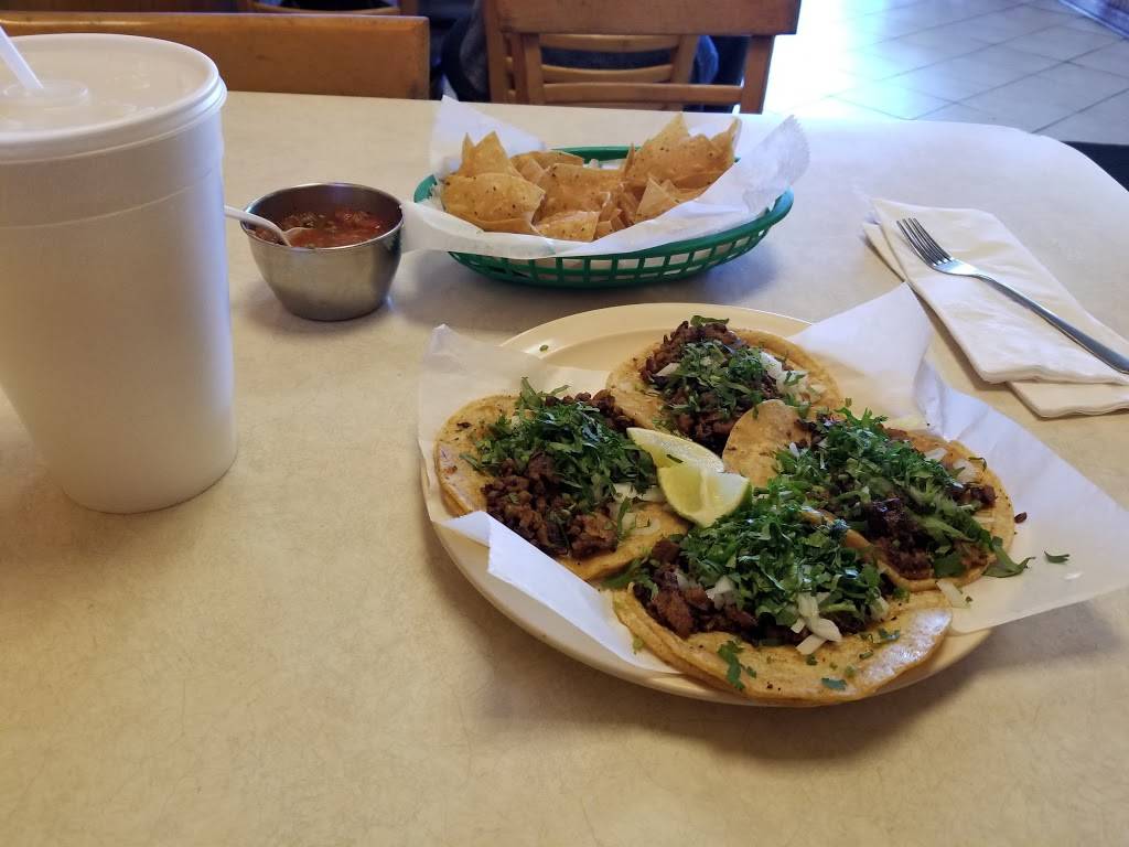 Arandas Taqueria | restaurant | 1721 E Oakton St, Des Plaines, IL 60018, USA | 8473900899 OR +1 847-390-0899