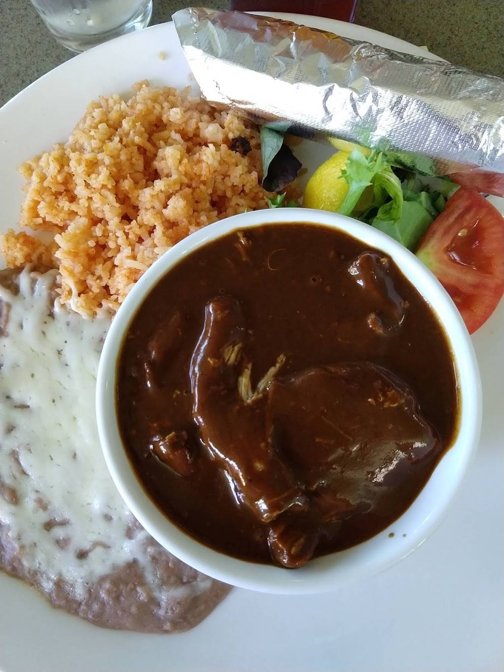 La Morenita | restaurant | 3500 Coffee Rd #9, Modesto, CA 95355, USA | 2095225546 OR +1 209-522-5546