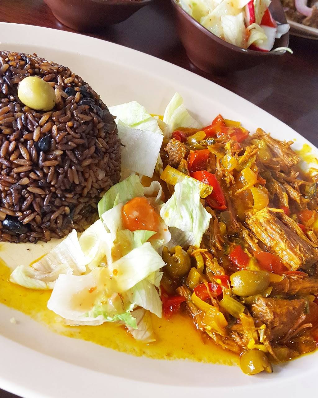 Havanas Pilon | restaurant | 143 Madison Ave, Memphis, TN 38103, USA | 9015272878 OR +1 901-527-2878