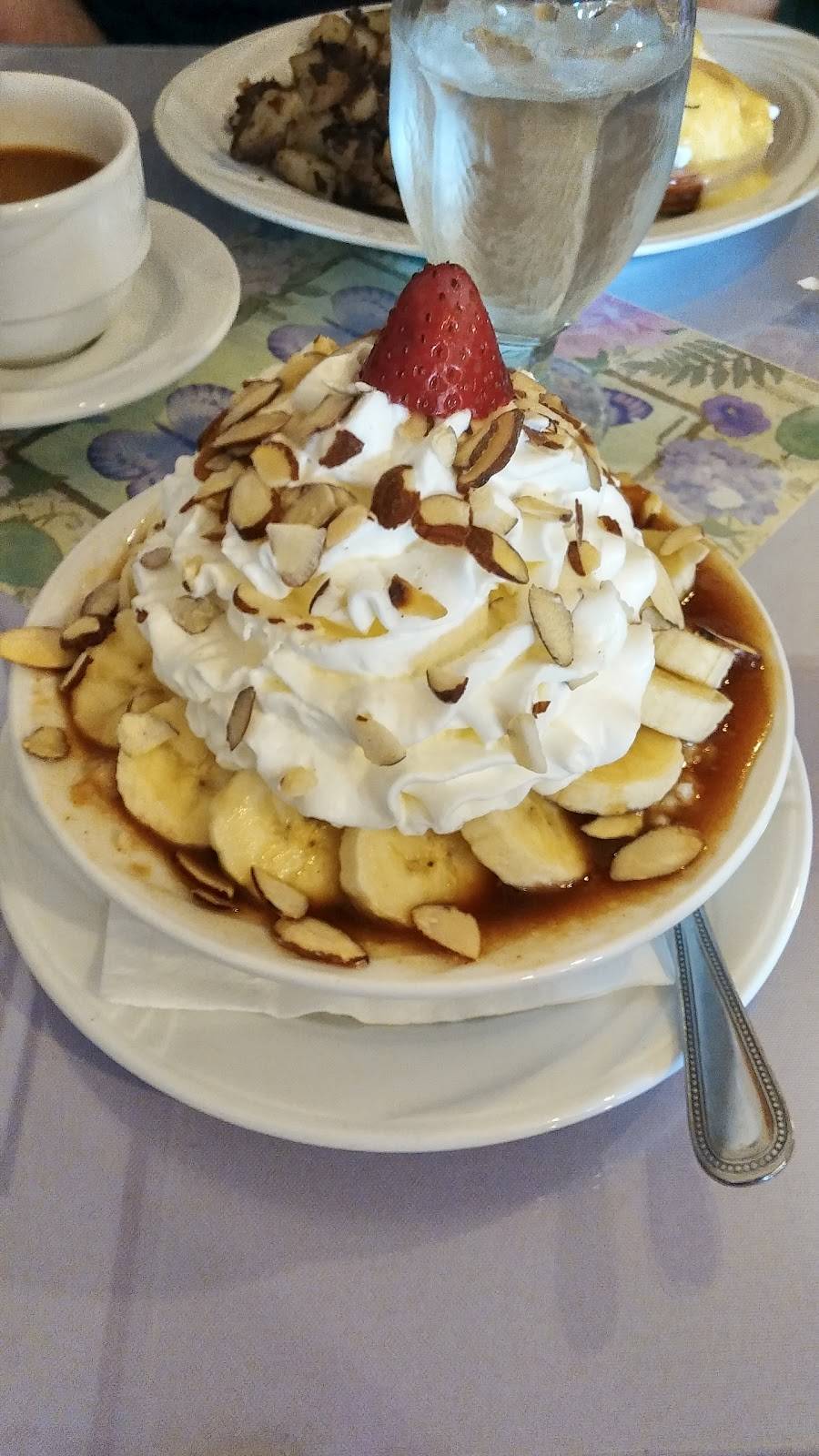 Corbins | cafe | 115 Nanticoke Ave, Endicott, NY 13760, USA | 6077572678 OR +1 607-757-2678