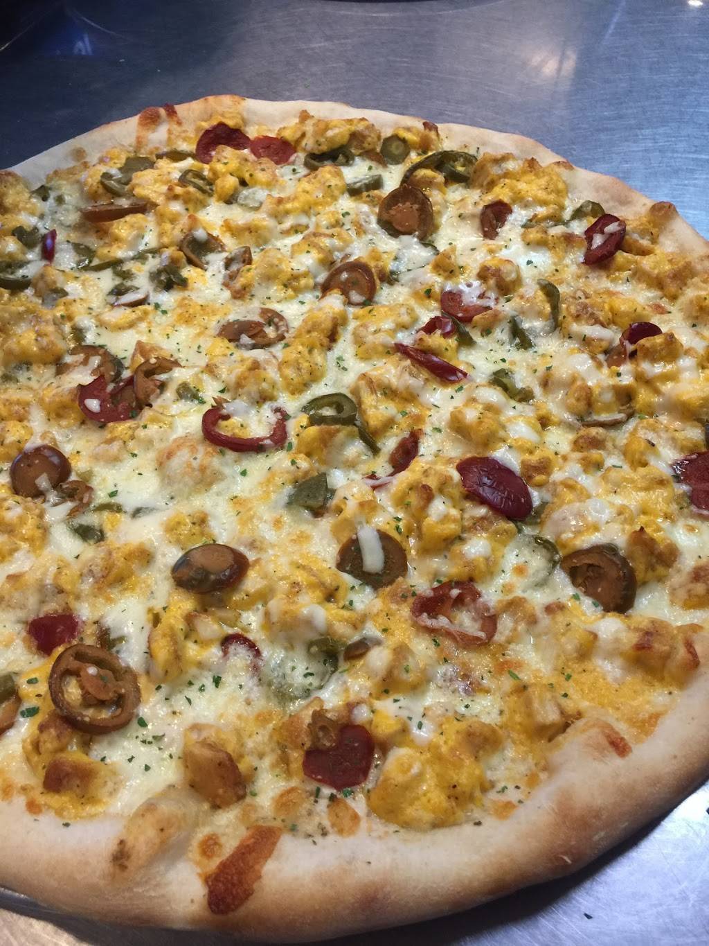 La Capricciosa Pizza | restaurant | 135 3rd St #24, Greenport, NY 11944, USA | 6314771625 OR +1 631-477-1625