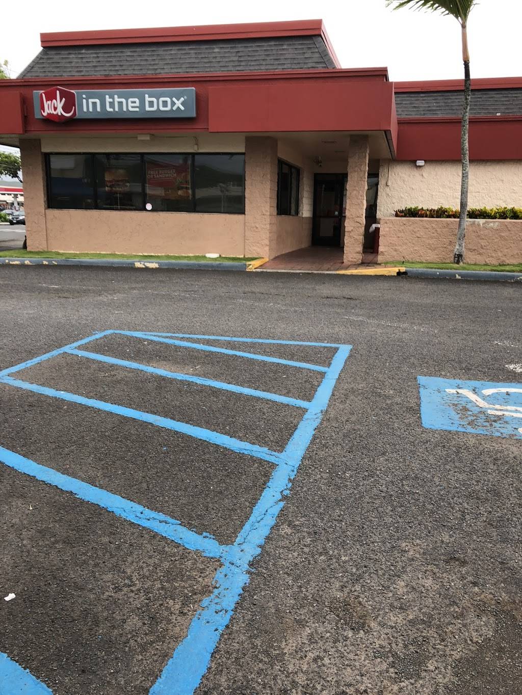 Jack in the Box | restaurant | 112 Oneawa St, Kailua, HI 96734, USA | 8082636441 OR +1 808-263-6441