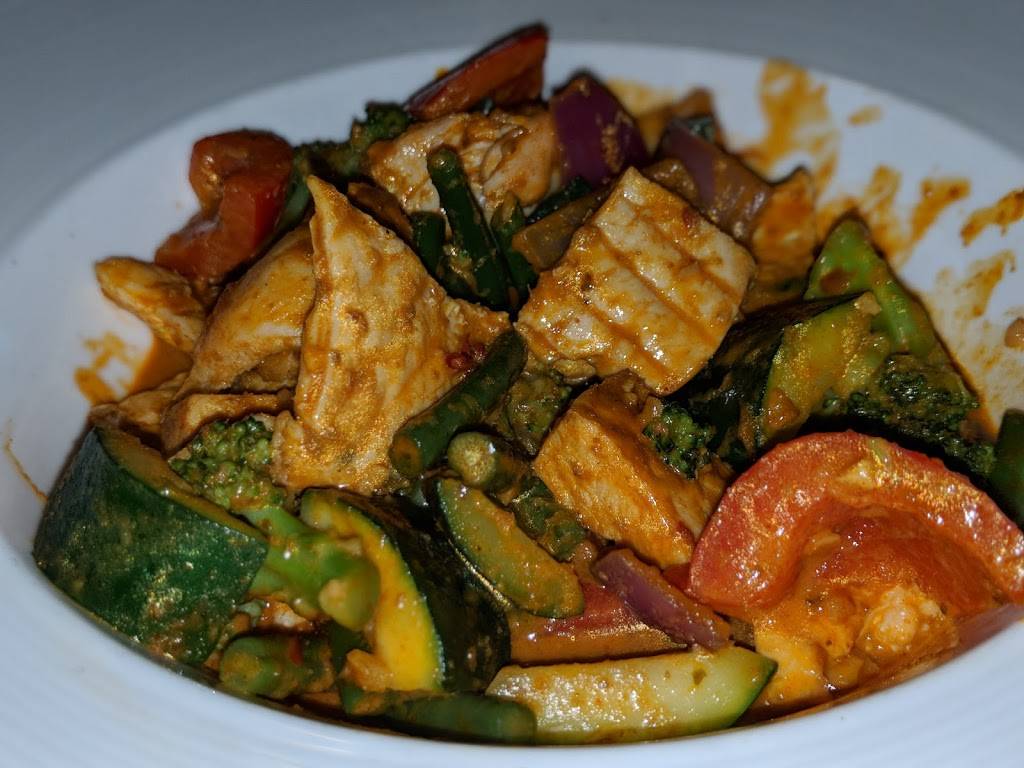 Miyabi Sushi & Asian Bistro | restaurant | 400 Water St #100, Excelsior, MN 55331, USA | 9528554000 OR +1 952-855-4000