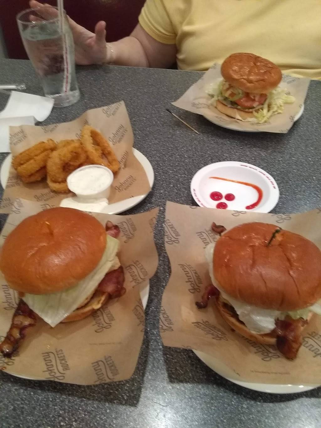 Wendys | restaurant | 800 Academy Dr, Bessemer, AL 35022, USA | 2054253378 OR +1 205-425-3378