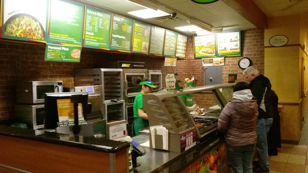 Subway | restaurant | 4538 Calumet Ave, Hammond, IN 46323, USA | 2198520644 OR +1 219-852-0644