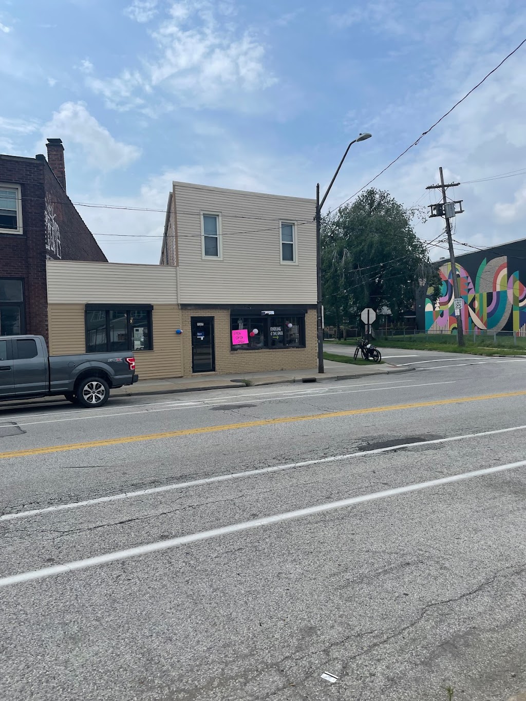 Guanaquitas 2 (El Salvadorean) | restaurant | 5107 Detroit Ave, Cleveland, OH 44102, USA | 2163312542 OR +1 216-331-2542