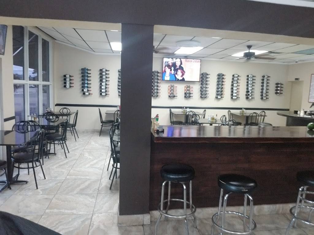 El Faro Latin Cafe | restaurant | 5305 NW 79th Ave, Miami, FL 33166, USA | 3059943276 OR +1 305-994-3276