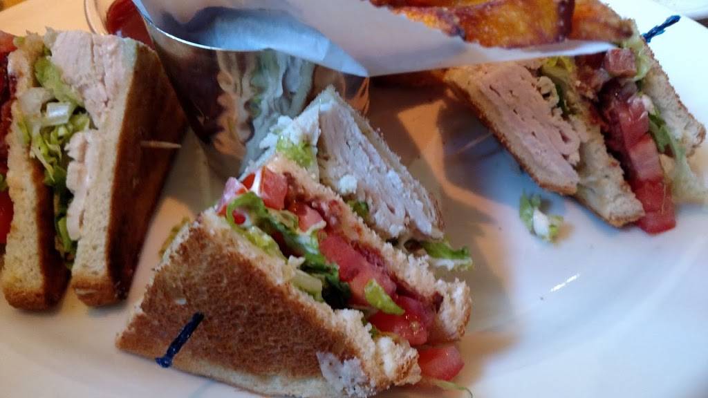 The Cheesecake Factory | restaurant | 1736 Redwood Hwy, Corte Madera, CA 94925, USA | 4159450777 OR +1 415-945-0777