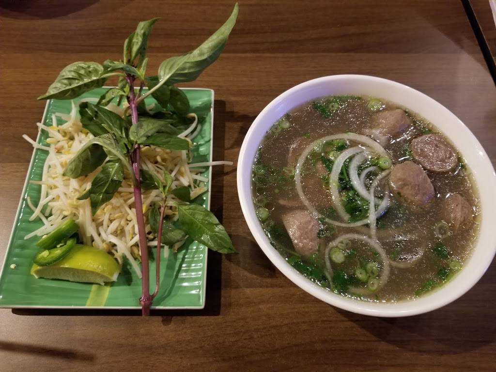 Pho X Trangs | restaurant | 21519 Tomball Pkwy suite i, Houston, TX 77070, USA | 8324223693 OR +1 832-422-3693
