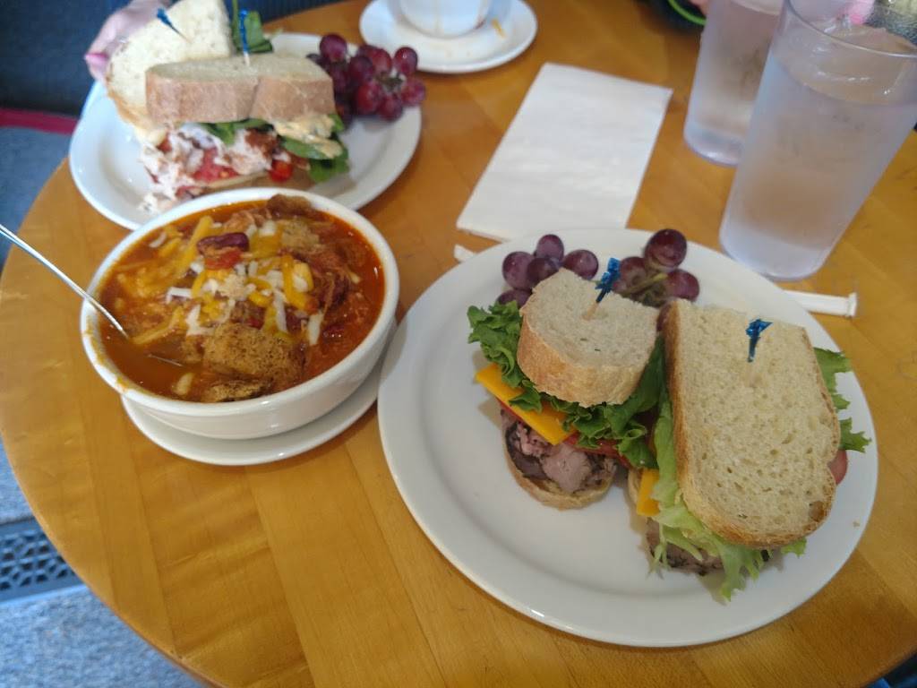 Roast & Toast | cafe | 309 E Lake St, Petoskey, MI 49770, USA | 2313477767 OR +1 231-347-7767