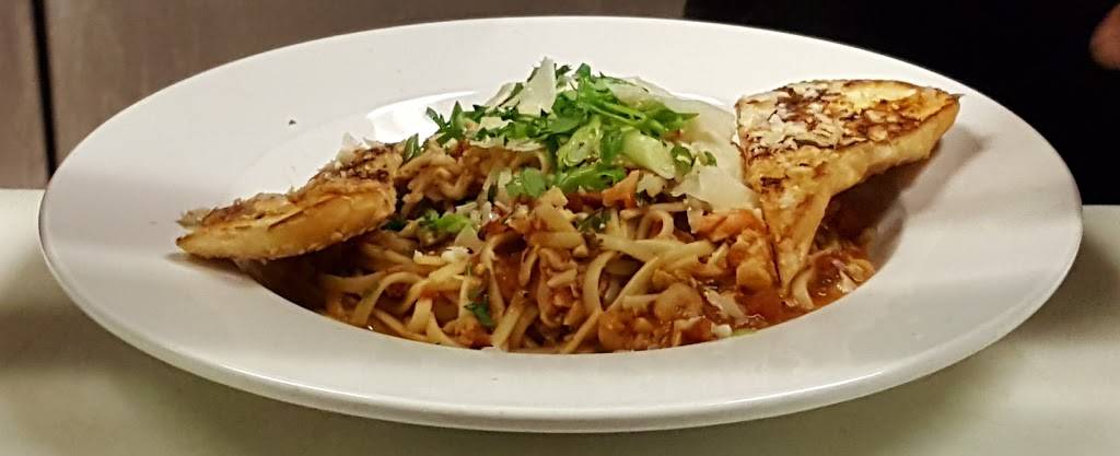 The Post Restaurant & Bar | restaurant | 5801 Stoddard Rd, Modesto, CA 95356, USA | 2095436180 OR +1 209-543-6180