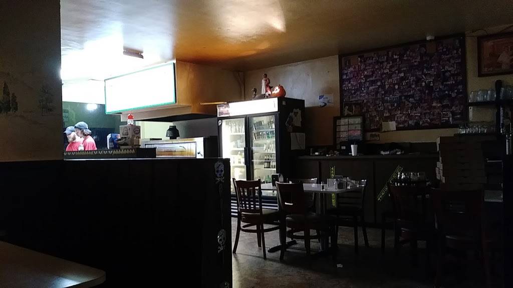 Camillis Pizza | restaurant | 927 Park Ave, Lake Park, FL 33403, USA | 5618443424 OR +1 561-844-3424