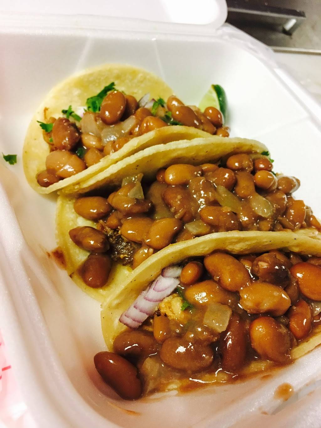 Tacos La Jaiva | restaurant | 1724 N Tustin St, Orange, CA 92865, USA | 7143633999 OR +1 714-363-3999