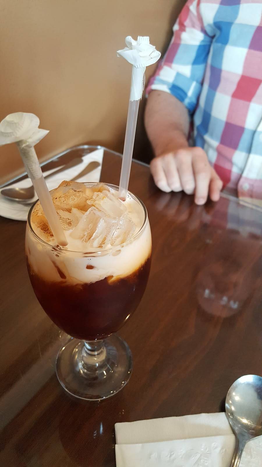 Tiny Thai | restaurant | 8238 Old Redwood Hwy, Cotati, CA 94931, USA | 7077949404 OR +1 707-794-9404