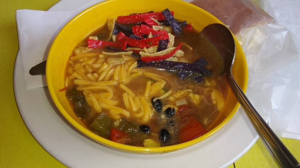 Soup House Inc | restaurant | 324 E Michigan St, Milwaukee, WI 53202, USA | 4142777687 OR +1 414-277-7687