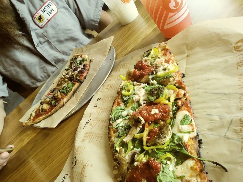 Blaze Pizza | meal takeaway | 2907 N Oakland Ave, Milwaukee, WI 53211, USA | 4145091440 OR +1 414-509-1440