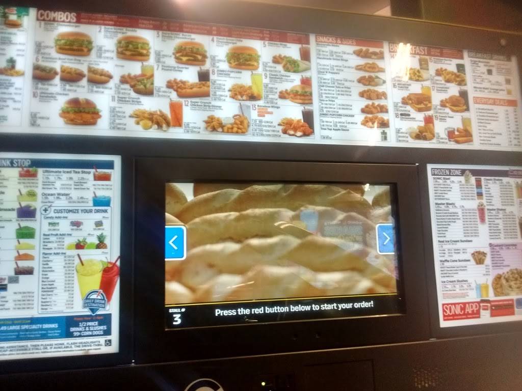 Sonic Drive-In | restaurant | 1700 Highway 157, North St, Mansfield, TX 76063, USA | 8174738994 OR +1 817-473-8994