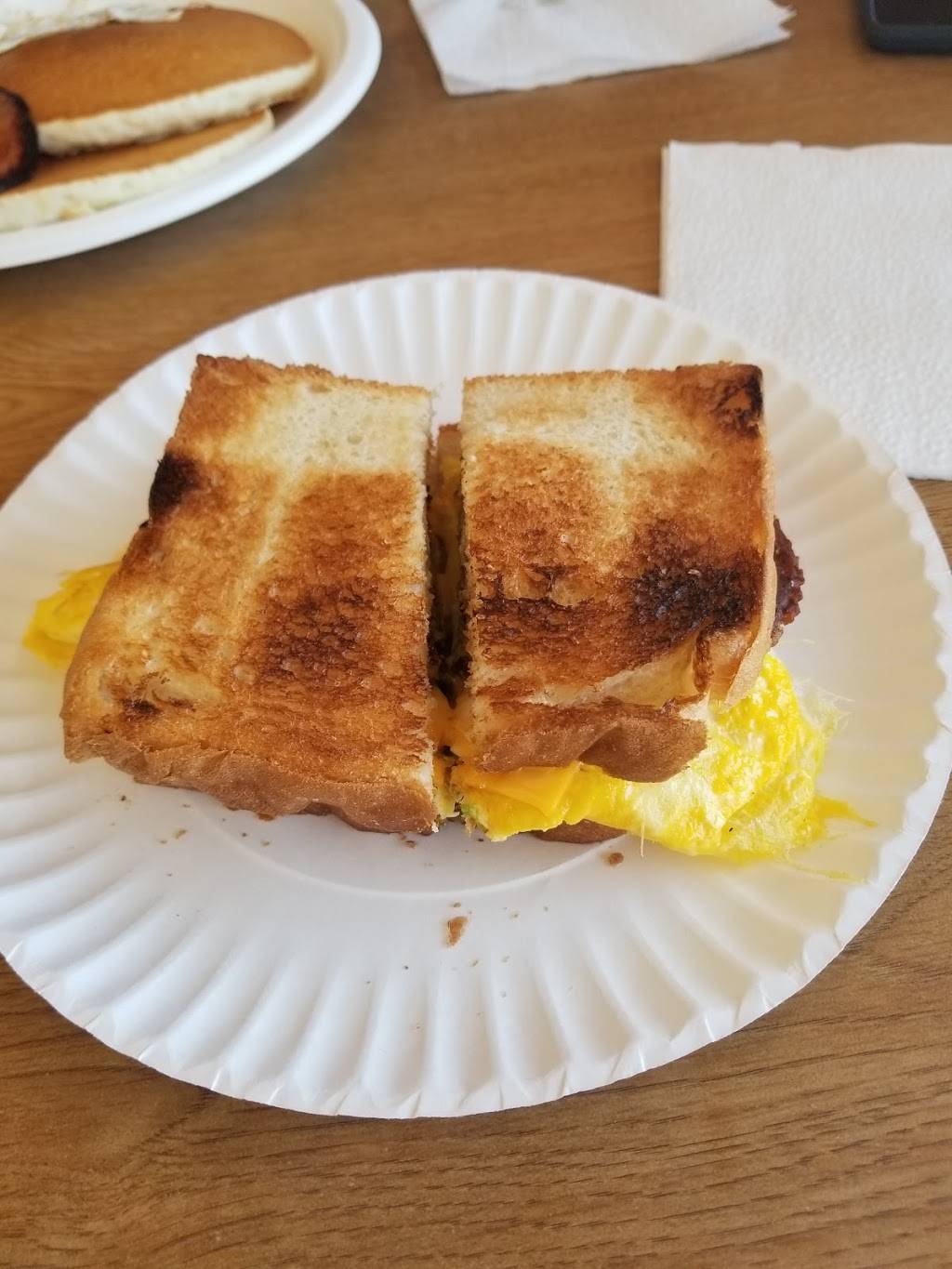 Burger Barn | restaurant | 2485 Forest Ave, San Jose, CA 95128, USA | 4082432027 OR +1 408-243-2027