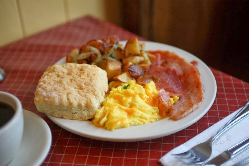 Sweet Maple Cafe | cafe | 1339 W Taylor St, Chicago, IL 60607, USA | 3122438908 OR +1 312-243-8908