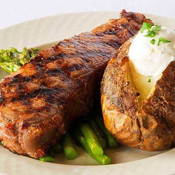 the Grille at Hilton Garden Inn | restaurant | 1290 Arsenal St #8, Watertown, NY 13601, USA | 3157881234 OR +1 315-788-1234