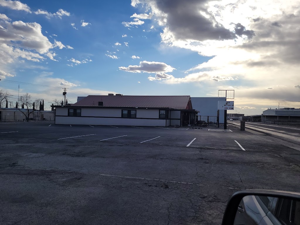 Pinkeez Up Bar & Grill | restaurant | 1806 E 7th St, Odessa, TX 79761, USA | 4322720053 OR +1 432-272-0053