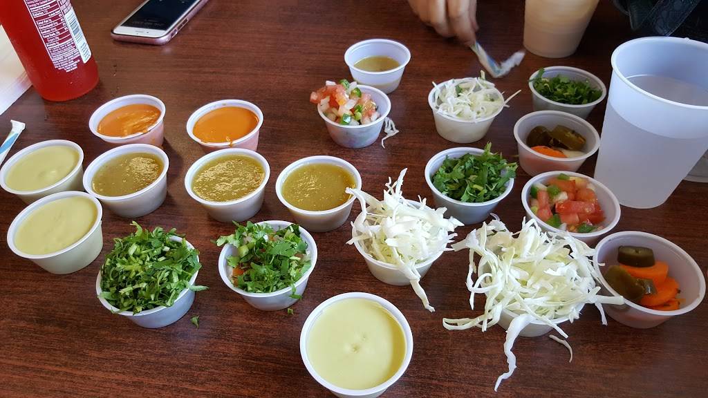 El Paisa | restaurant | 2008 N Interstate 35E, Carrollton, TX 75006, USA | 9722424300 OR +1 972-242-4300