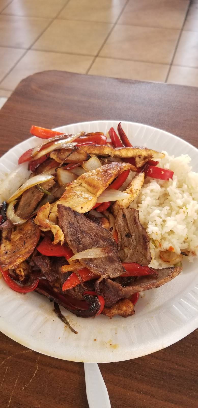 La Bendicion | restaurant | 1132 S J St, Lake Worth, FL 33460, USA | 5613588915 OR +1 561-358-8915