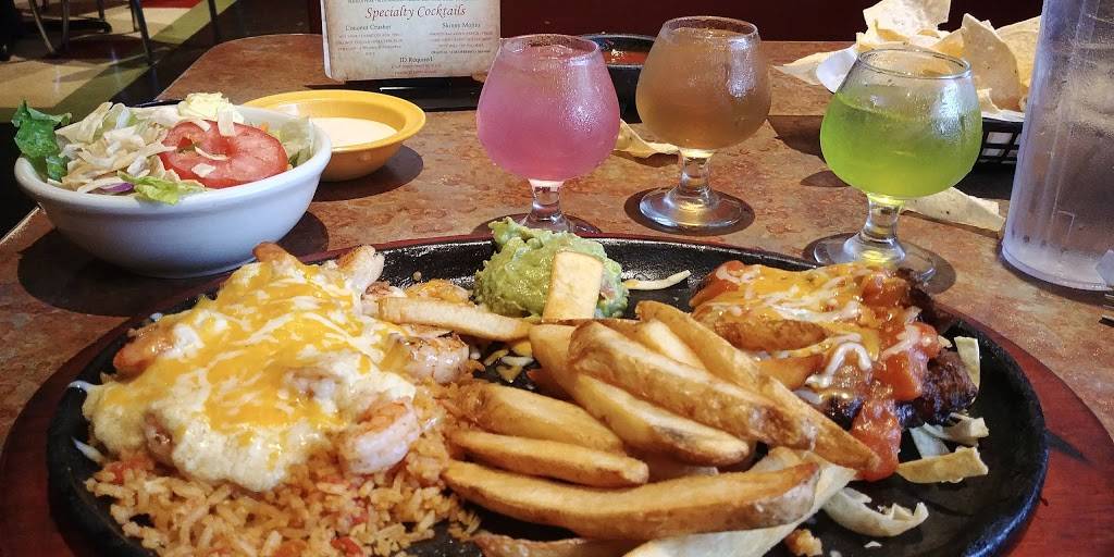 Montereys Little Mexico | restaurant | 270 1st St E, Humble, TX 77338, USA | 2814468466 OR +1 281-446-8466