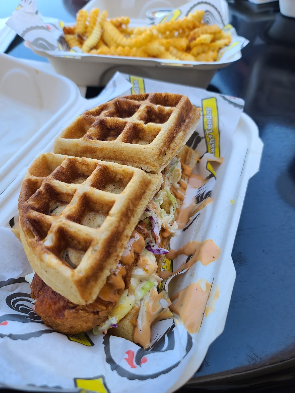 Nash + Tender Folsom | restaurant | 2770 E Bidwell St STE 400, Folsom, CA 95630, USA | 9166739636 OR +1 916-673-9636