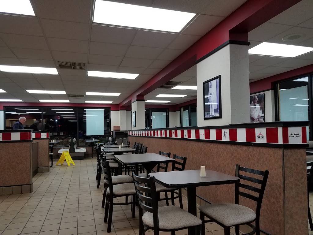 KFC | restaurant | 4 Ridgeview Center, Wise, VA 24293, USA | 2766794151 OR +1 276-679-4151