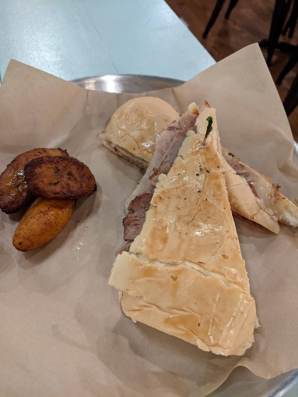 Red Hare Brewing The Still on the Square | restaurant | 29 W Park Square, Marietta, GA 30060, USA | 6786664968 OR +1 678-666-4968