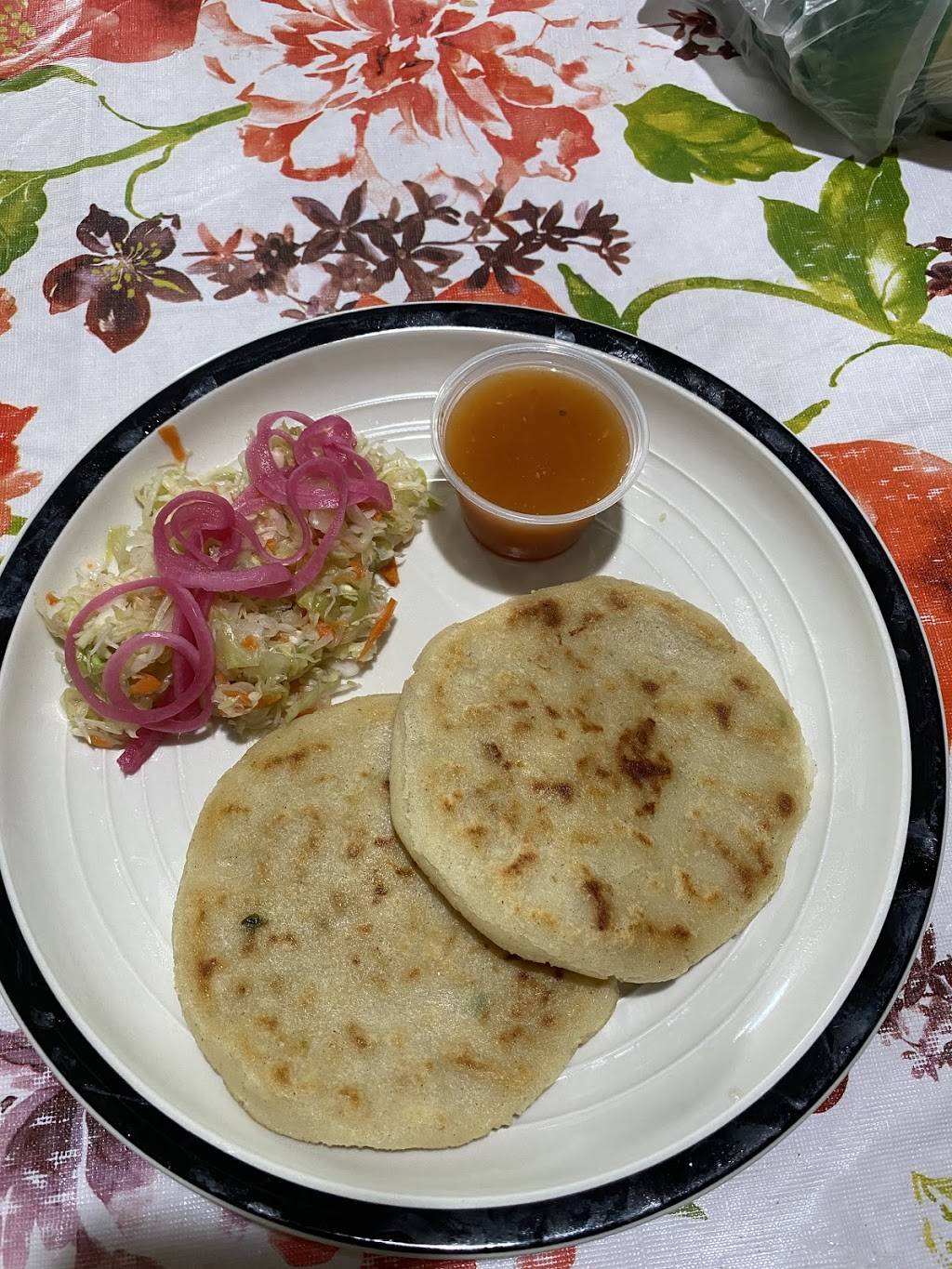 El Sabor Catracho | restaurant | 4732 Spring Grove Ave, Cincinnati, OH 45232, USA | 5132386550 OR +1 513-238-6550