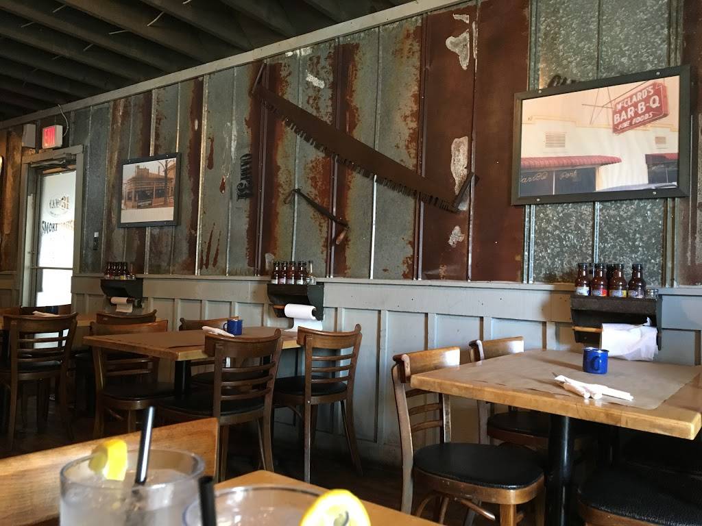 Camp 31 | restaurant | 22 Paris Rd, Paris, ON N3L 5X2, Canada | 5194423560 OR +1 519-442-3560