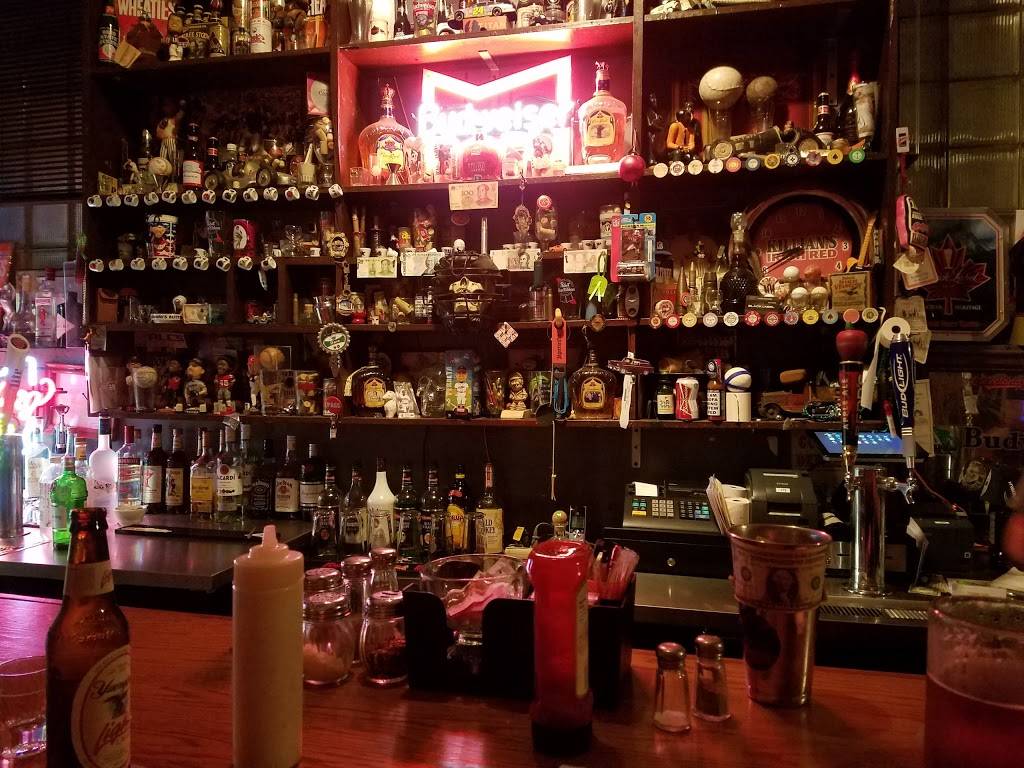 Nicks Village Pizza | restaurant | 62 S Main St, Utica, OH 43080, USA | 7408924468 OR +1 740-892-4468