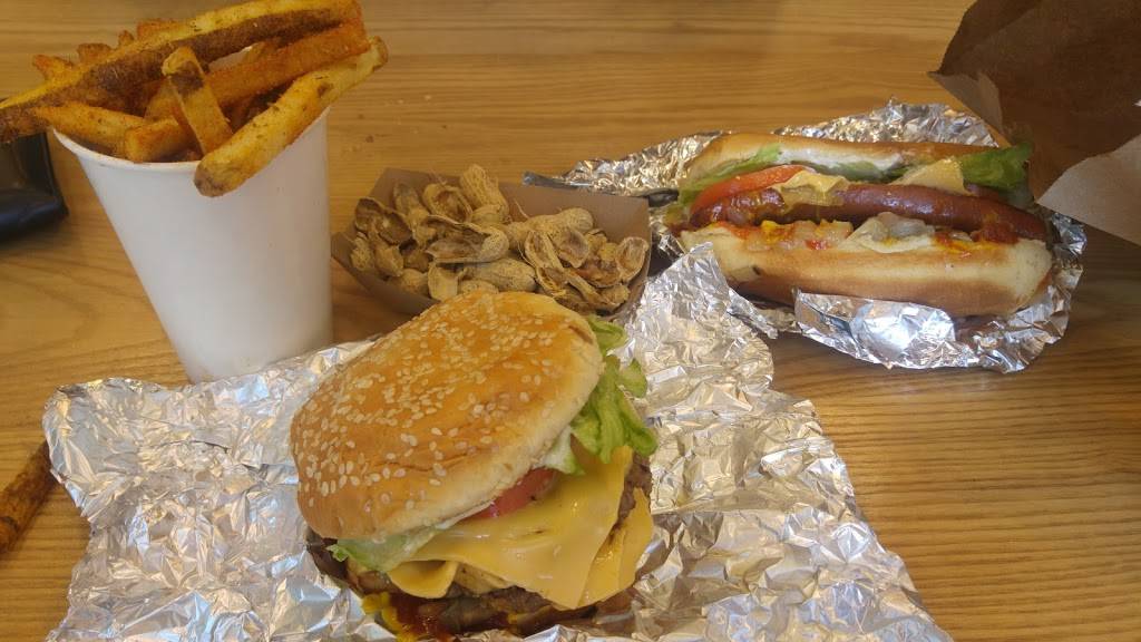Five Guys | meal takeaway | 1146 S Wabash Ave, Chicago, IL 60605, USA | 3124318140 OR +1 312-431-8140