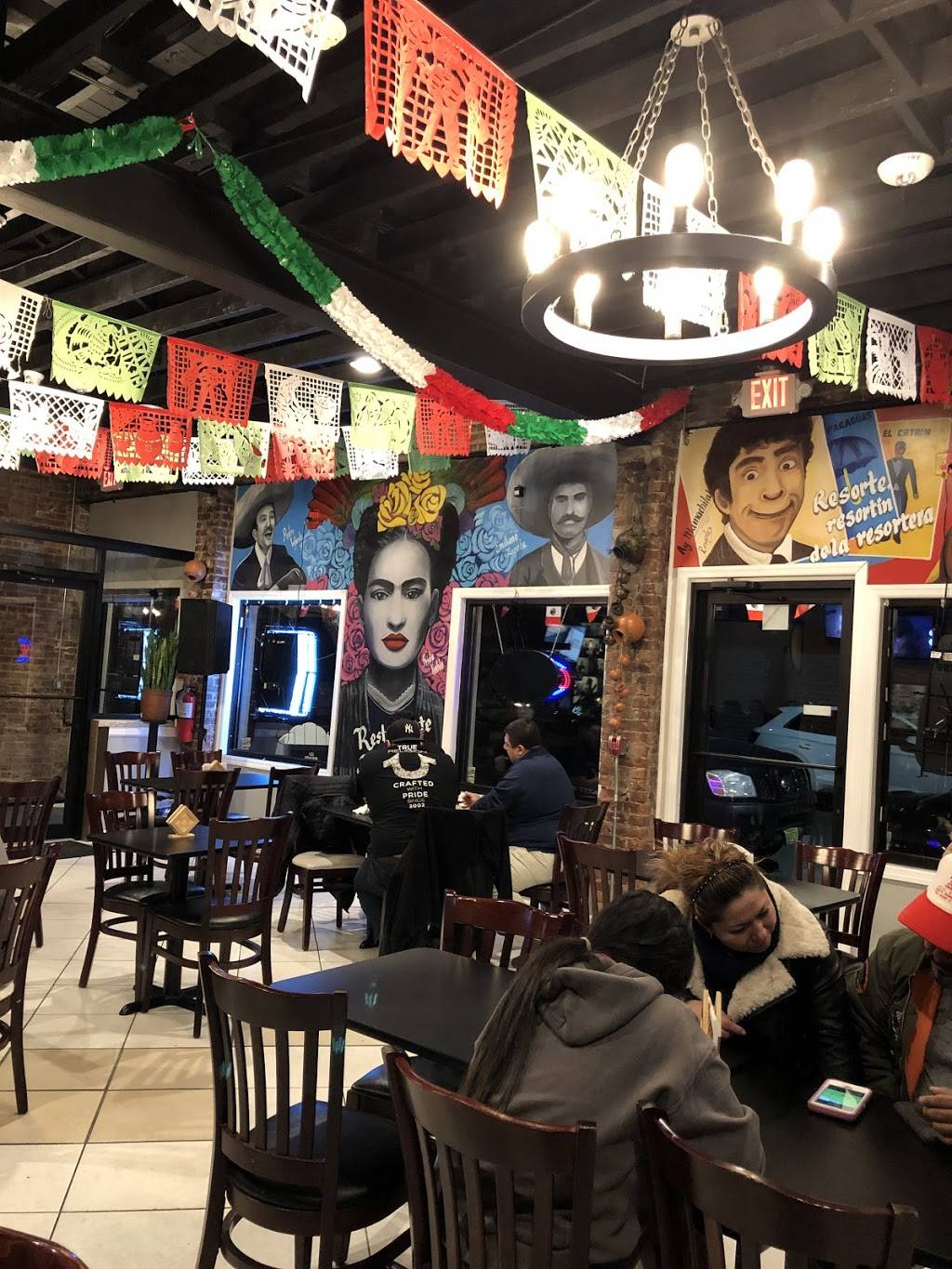 Doña Maria Restaurat | restaurant | 32 Bergen St, Passaic, NJ 07055, USA | 9737737300 OR +1 973-773-7300