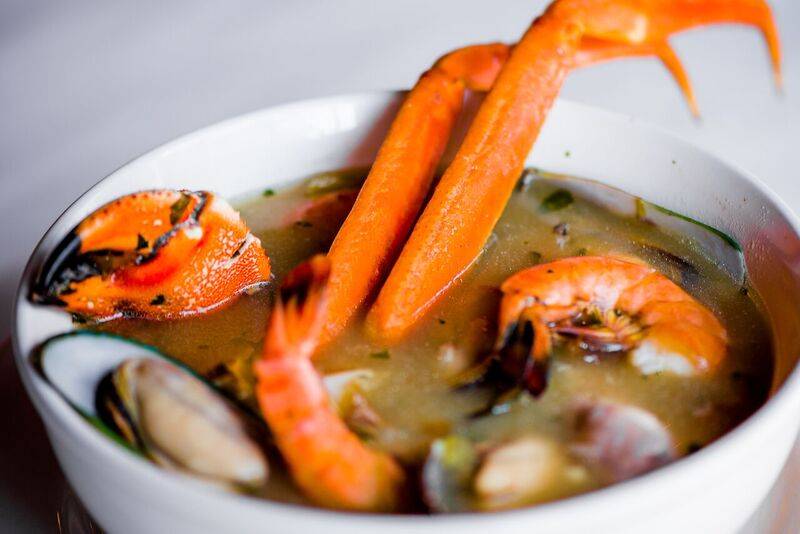 Tortugas Latin Kitchen | restaurant | 3224 W Lawrence Ave, Chicago, IL 60625, USA | 7739618414 OR +1 773-961-8414