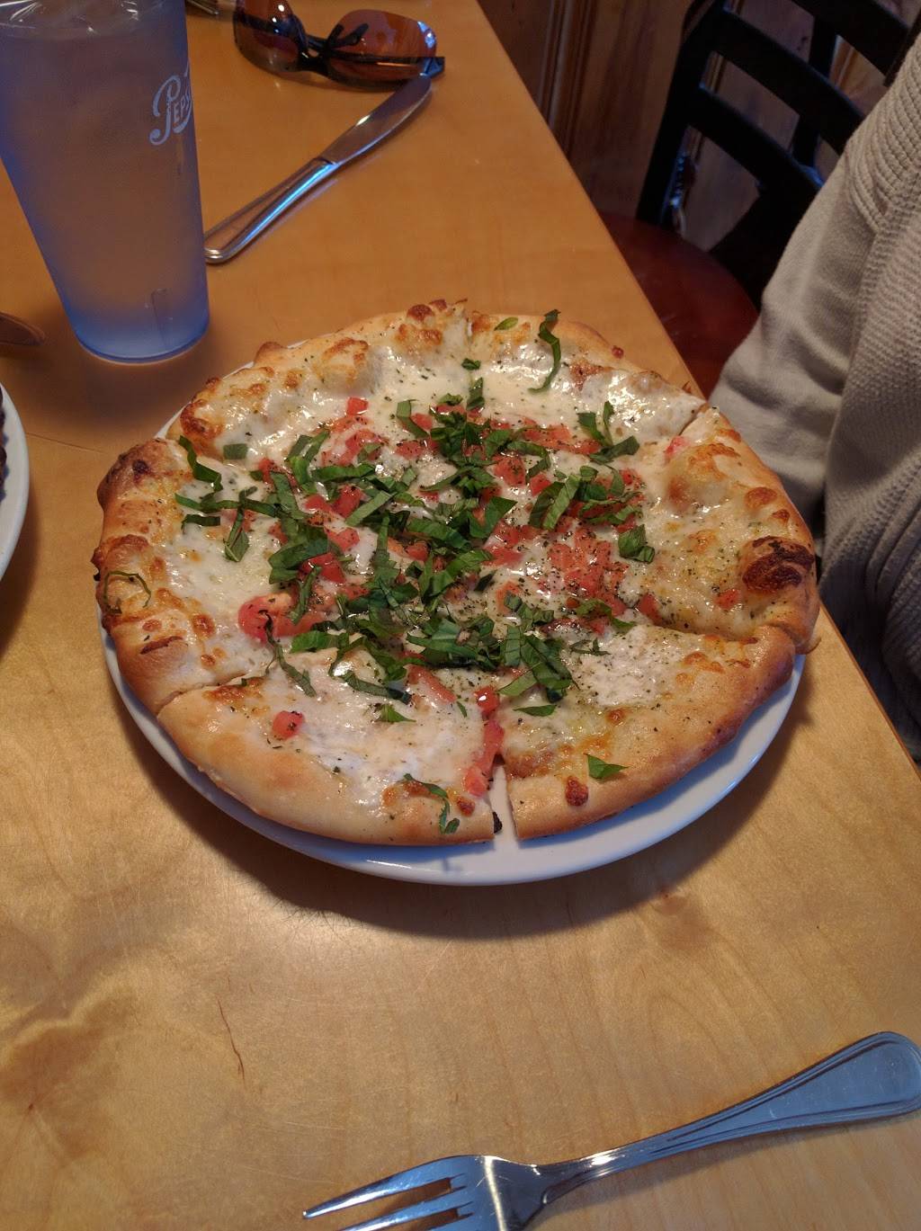 Woodys Brick Oven Pizza | restaurant | 11 Railroad Ave, York, ME 03909, USA | 2073630060 OR +1 207-363-0060