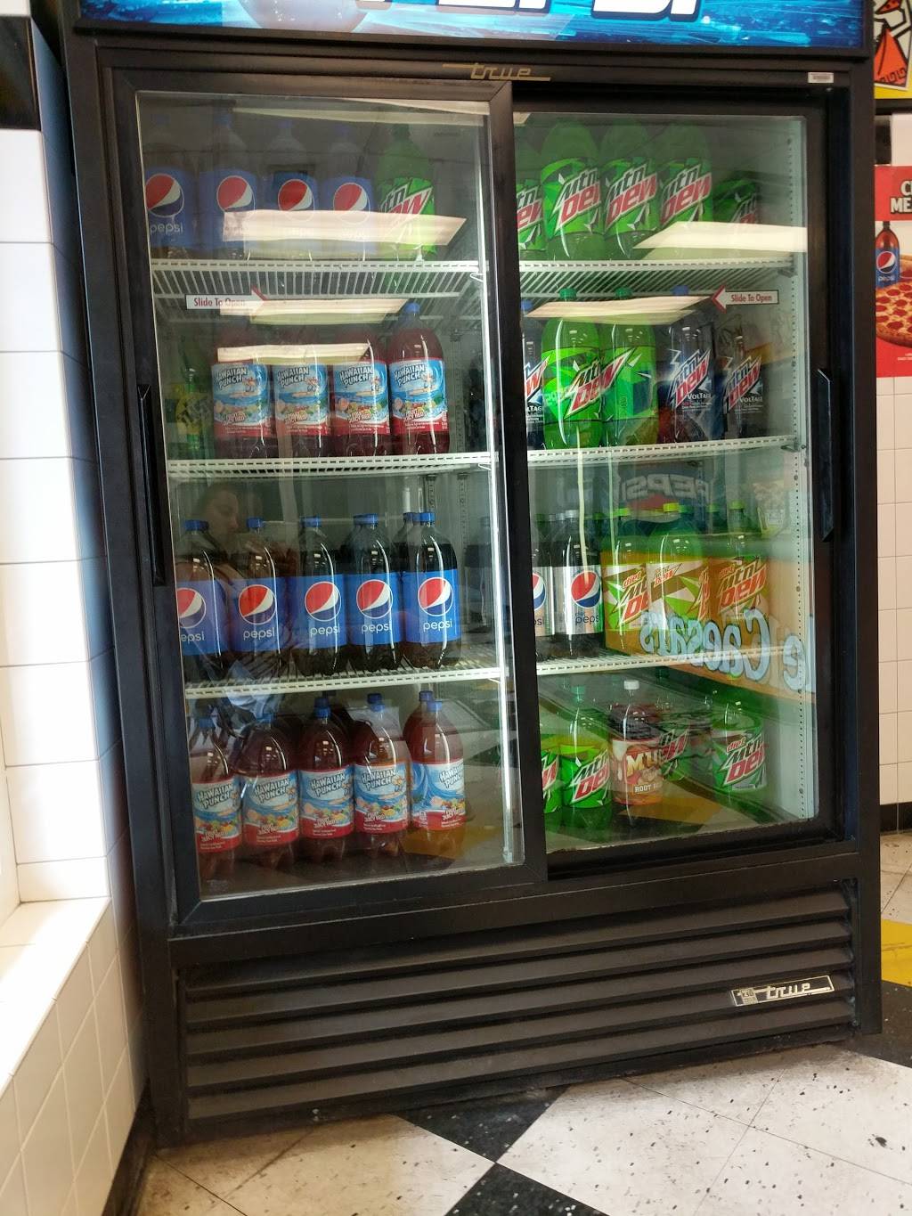 Little Caesars Pizza | meal takeaway | 1608 N 56th St, Lincoln, NE 68504, USA | 4024217222 OR +1 402-421-7222