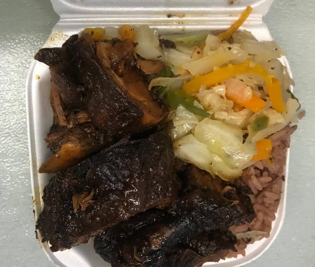 Yah Man Caribbean Restaurant | restaurant | 461 Pharmacy Ave, Scarborough, ON M1L 3G7, Canada | 6475758972 OR +1 647-575-8972