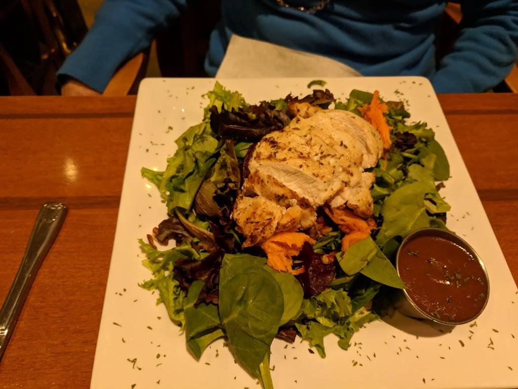 The Eagles Nest Restaurant at The Tillery Tradition Country Clu | restaurant | 214 Tradition Dr, Mt Gilead, NC 27306, USA | 9104395578 OR +1 910-439-5578