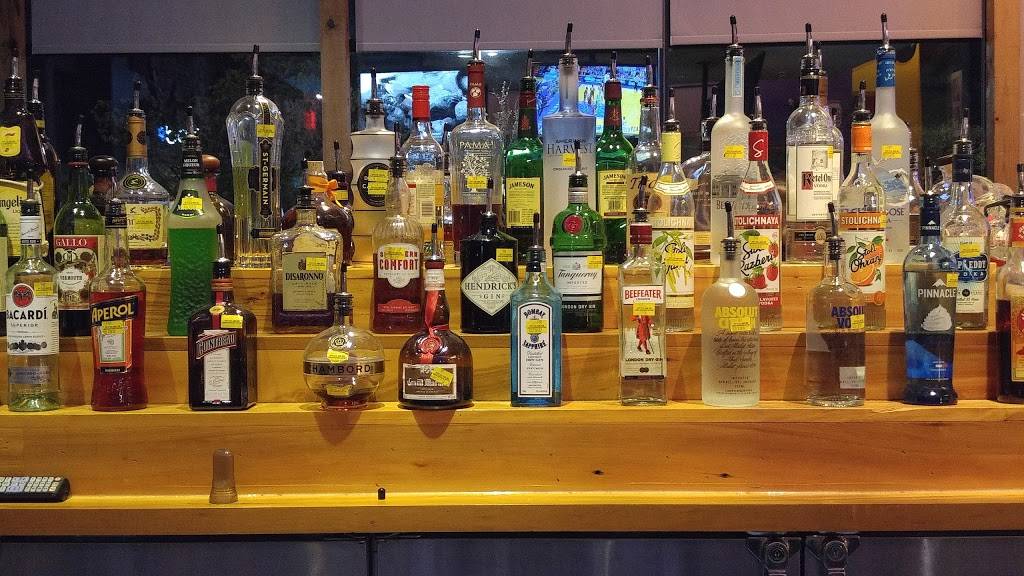 Mellow Mushroom | meal takeaway | 2020 Charles Blvd, Greenville, NC 27858, USA | 2525658220 OR +1 252-565-8220