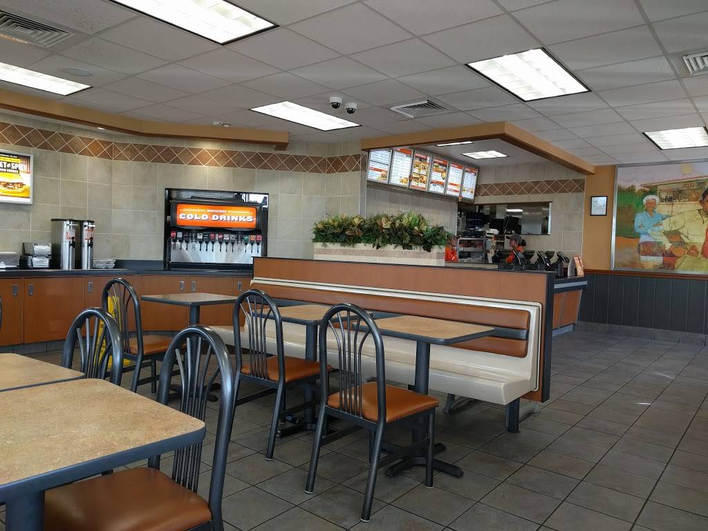Whataburger | restaurant | 1021 N Saginaw Blvd, Saginaw, TX 76179, USA | 8178478549 OR +1 817-847-8549