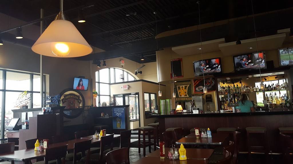 CBCB Bar & Grill | restaurant | 2495 Commons Blvd # A1, Beavercreek, OH 45431, USA | 9374263287 OR +1 937-426-3287