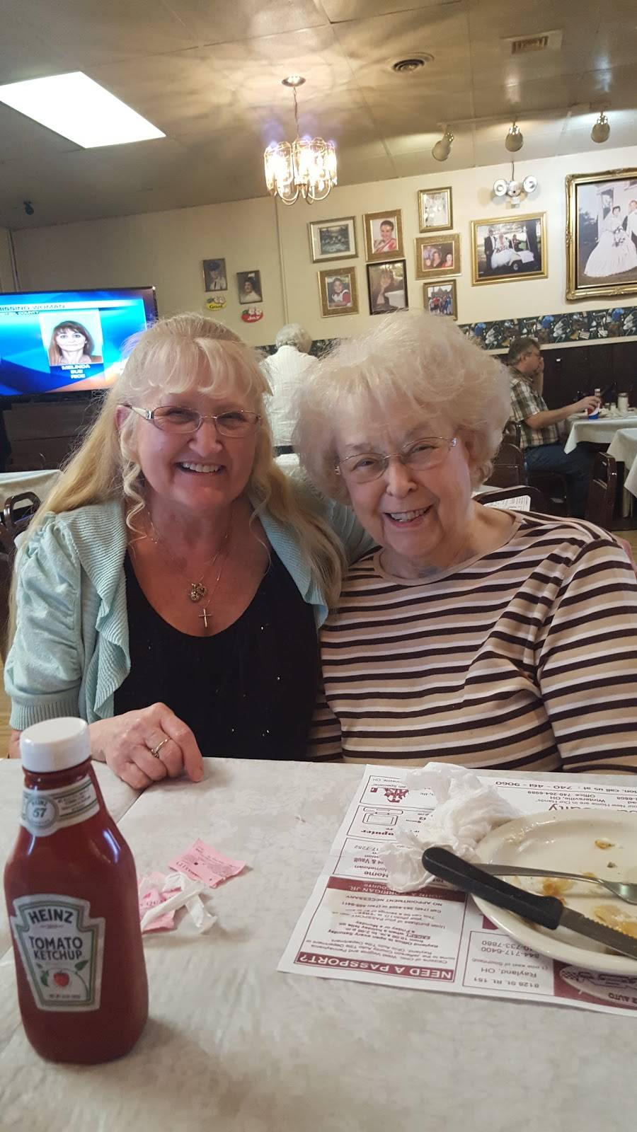 Fairway 4 | restaurant | 100 Liberty Ave, Rayland, OH 43943, USA | 7408594900 OR +1 740-859-4900