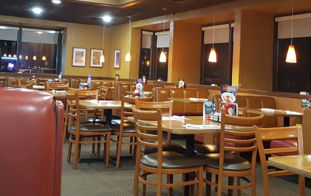 Dennys | restaurant | 80 McIntosh Plaza, Newark, DE 19713, USA | 3027384671 OR +1 302-738-4671